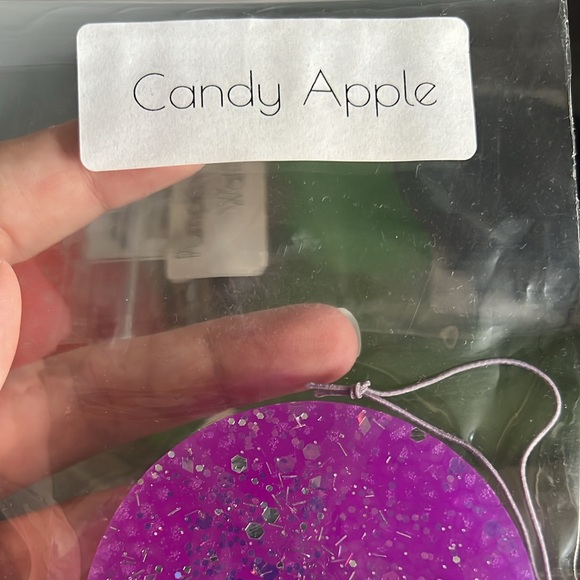 Candy Apple Freshie - Picture 2 of 2